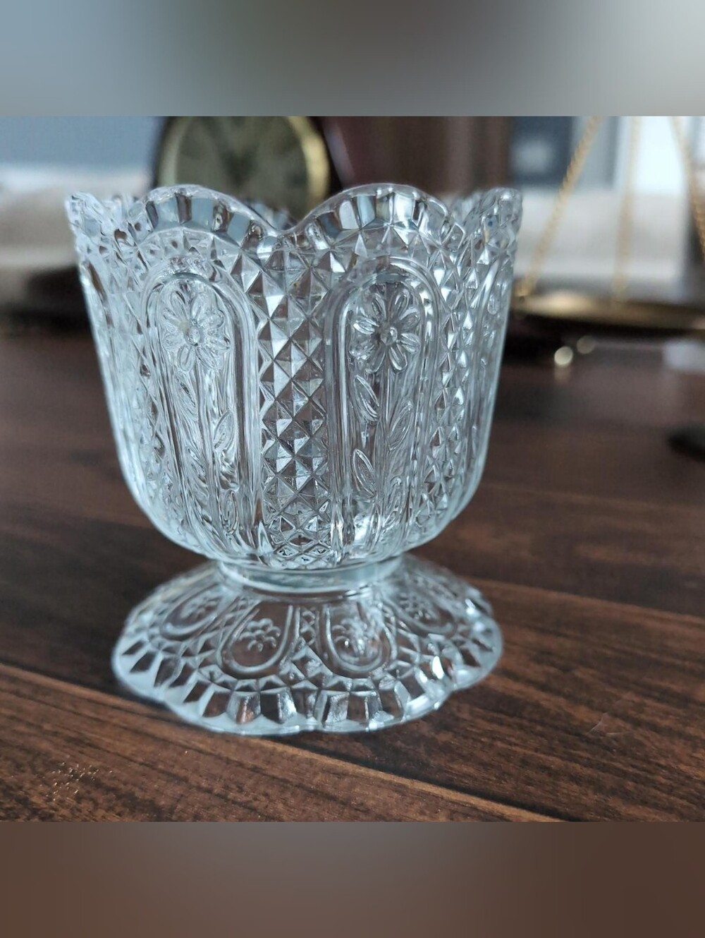 Vintage Avon Daisy Glass